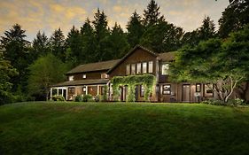 The Brookside Inn Estate